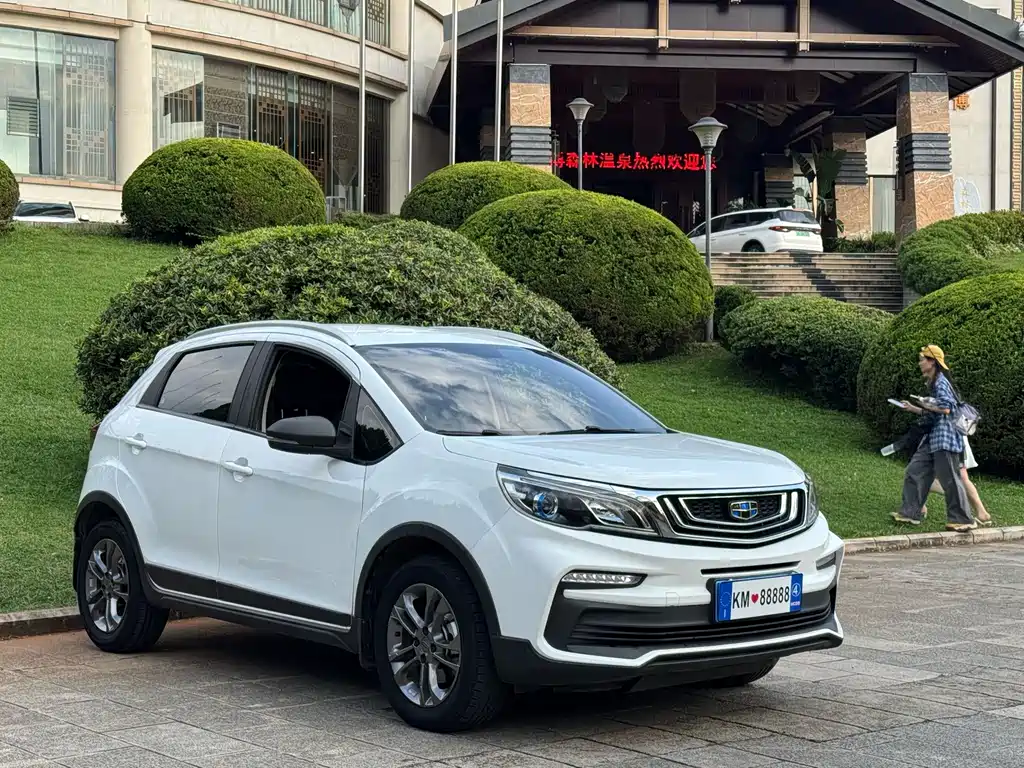 Geely Vision X3 — фото 3