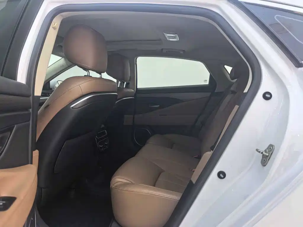Geely Borui — фото 7
