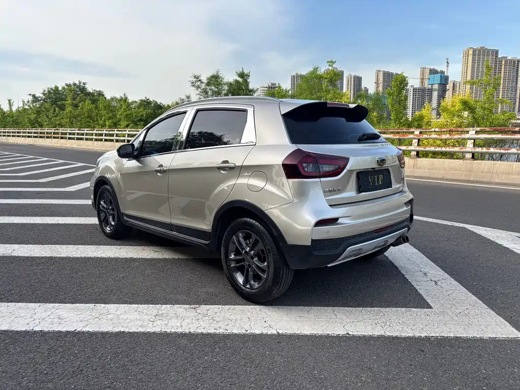 Geely Vision X3 — фото 8