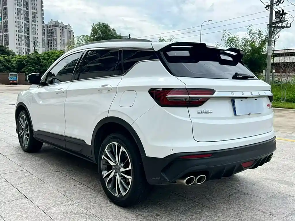 Geely Binyue — фото 22