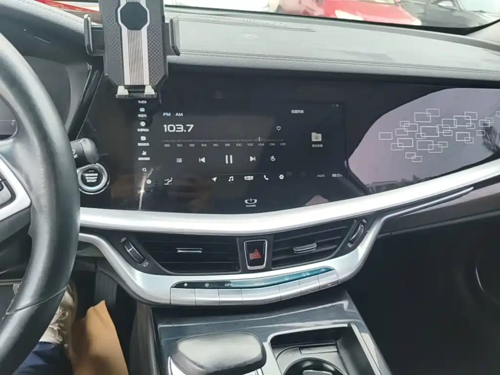 Geely Borui — фото 13