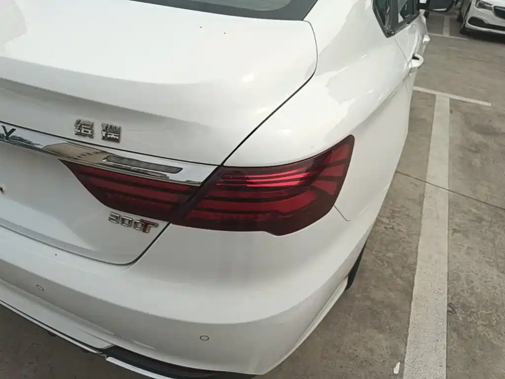 Geely Binrui — фото 8