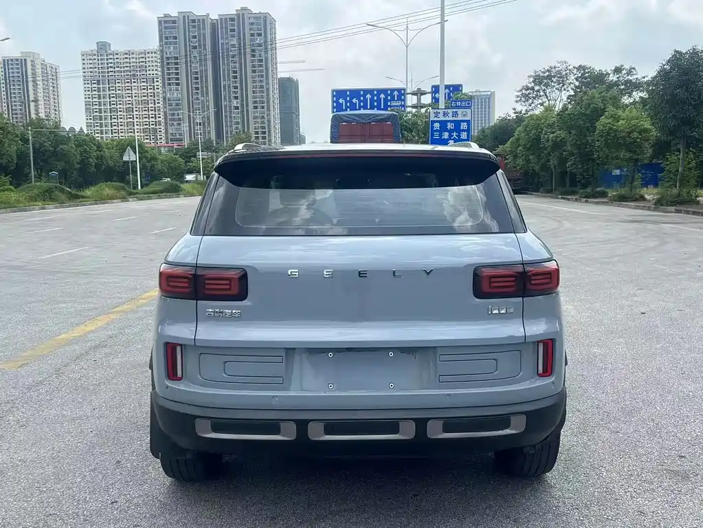 Geely Icon — фото 6