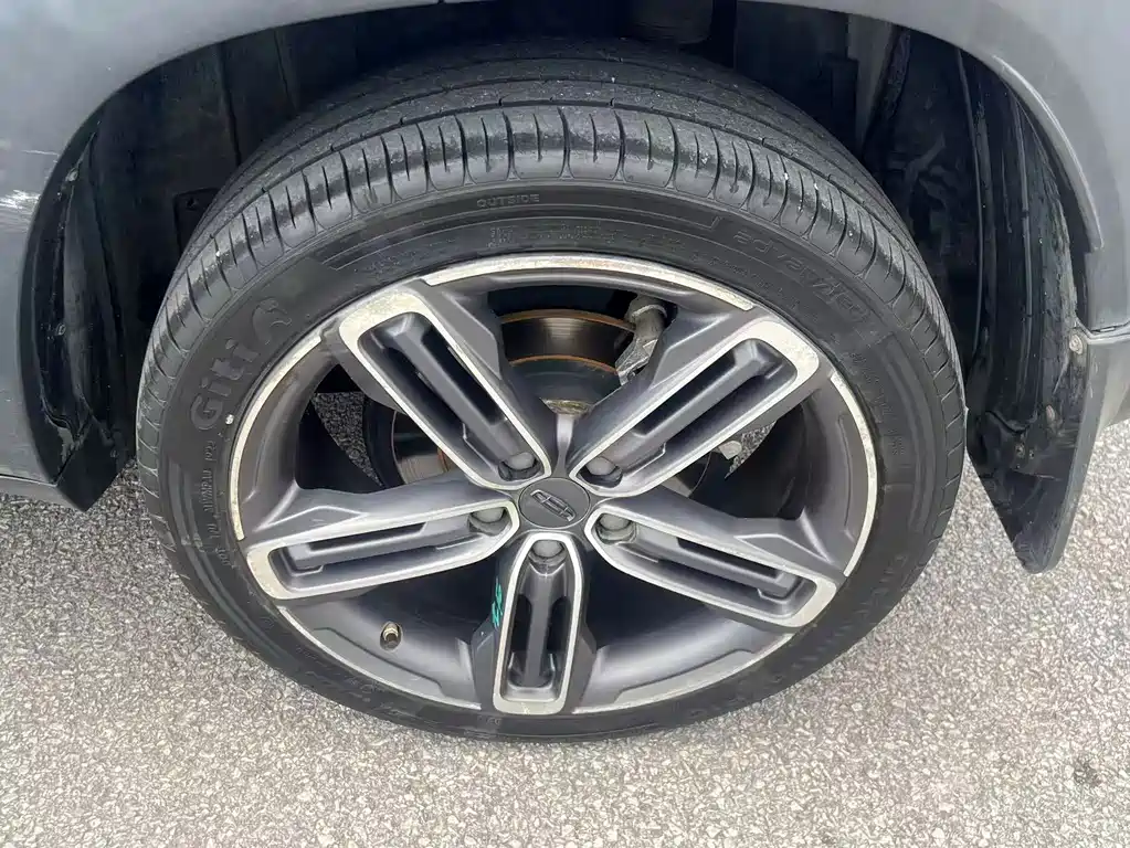 Geely Icon — фото 10