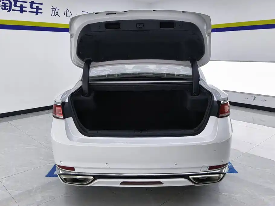 Geely Borui — фото 4