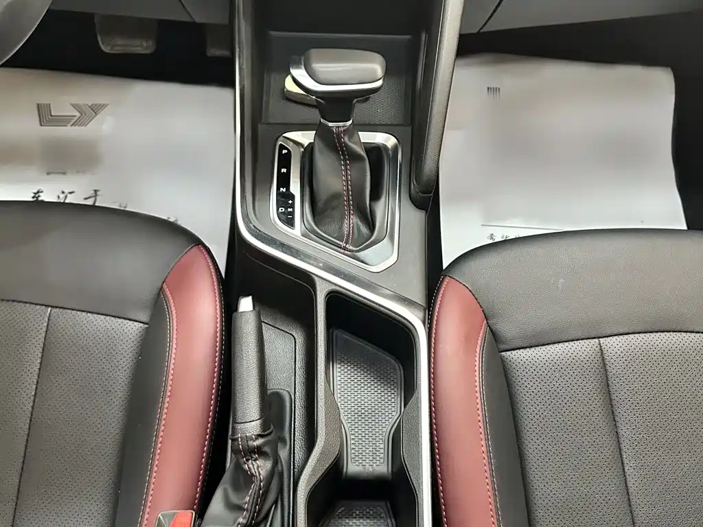 Geely Vision X3 — фото 7
