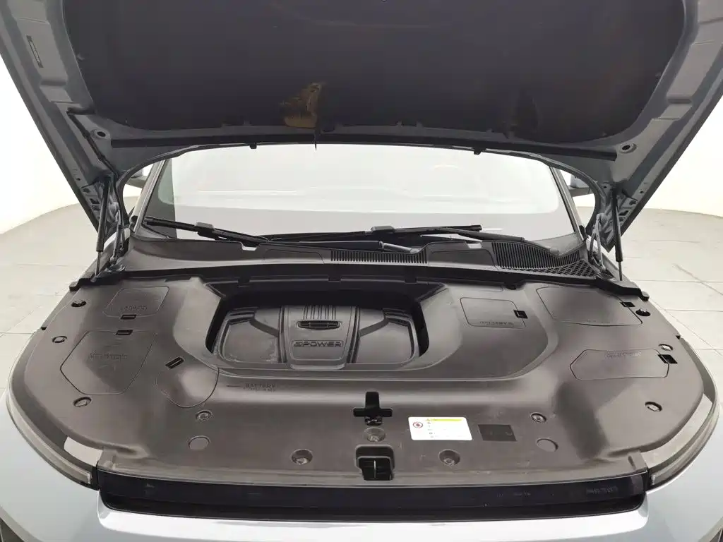 Geely Icon — фото 6