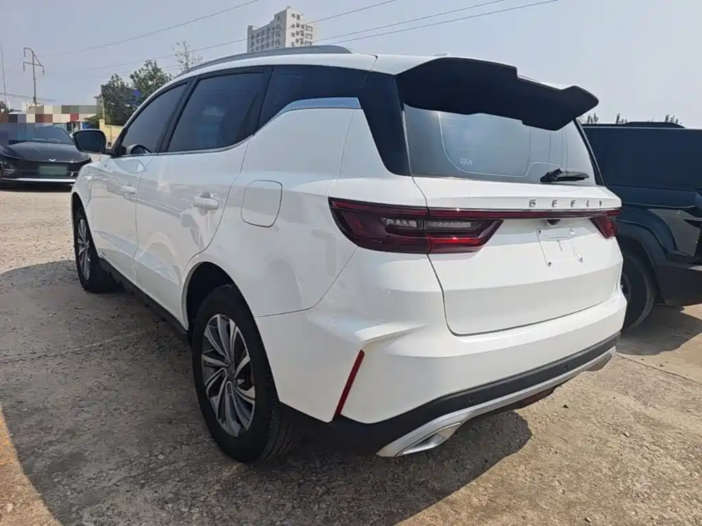 Geely Vision X6 — фото 5