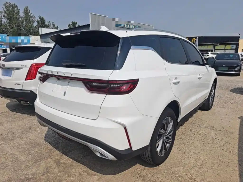 Geely Vision X6 — фото 7
