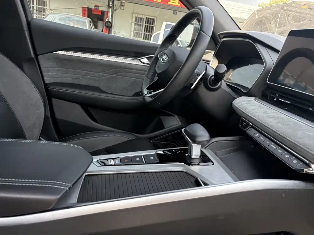 Geely Xingrui — фото 6