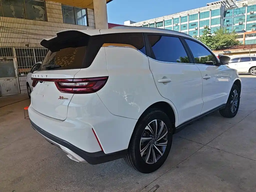 Geely Vision X6 — фото 7