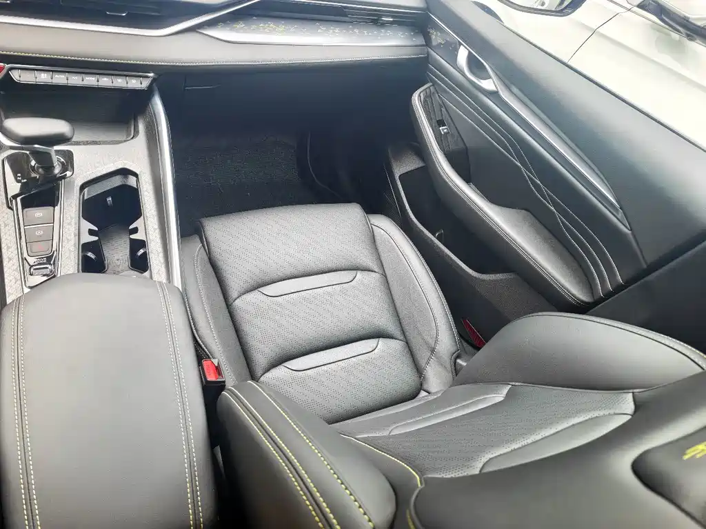 Geely Xingrui — фото 11