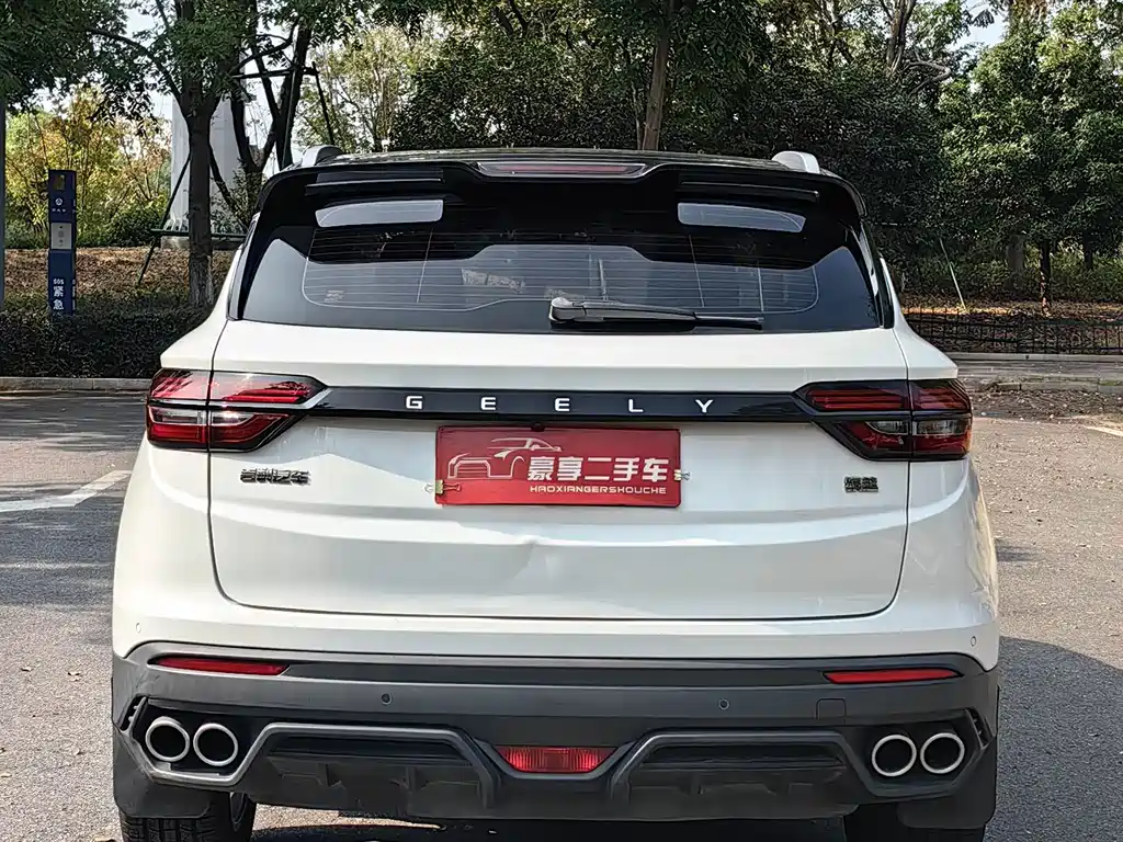 Geely Binyue — фото 13