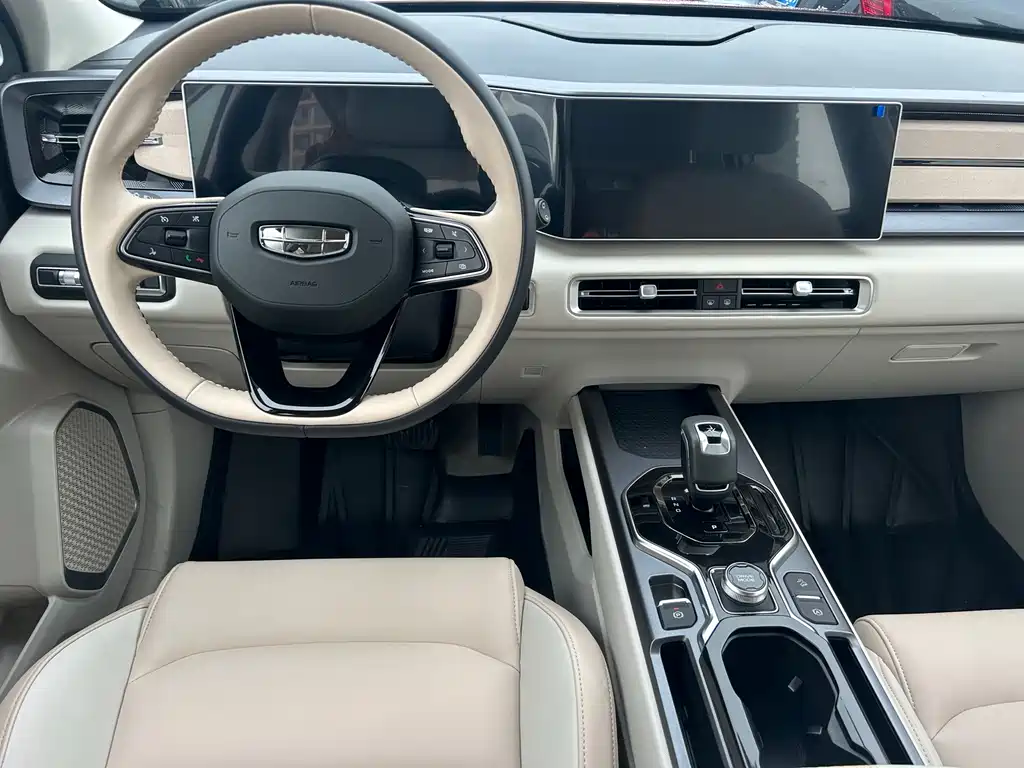 Geely Icon — фото 9