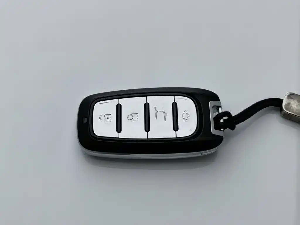 Geely Binyue — фото 19