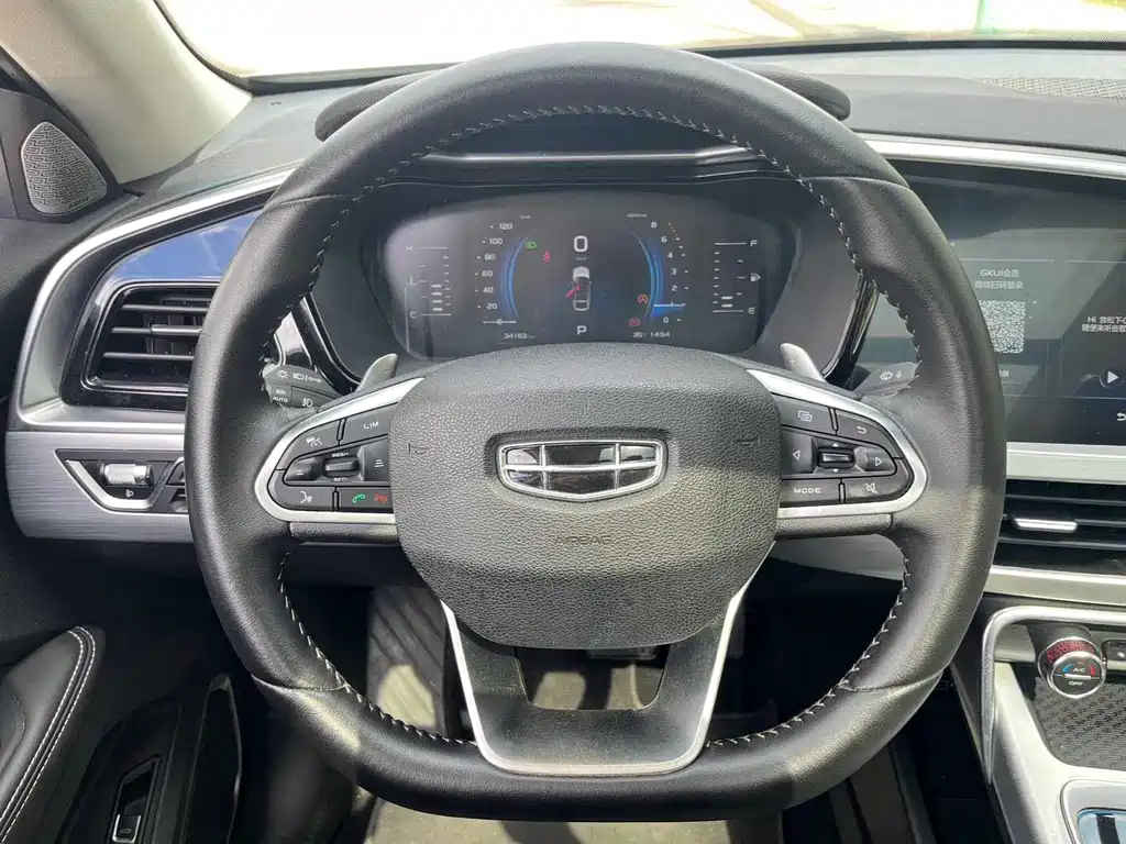 Geely Xingyue — фото 10