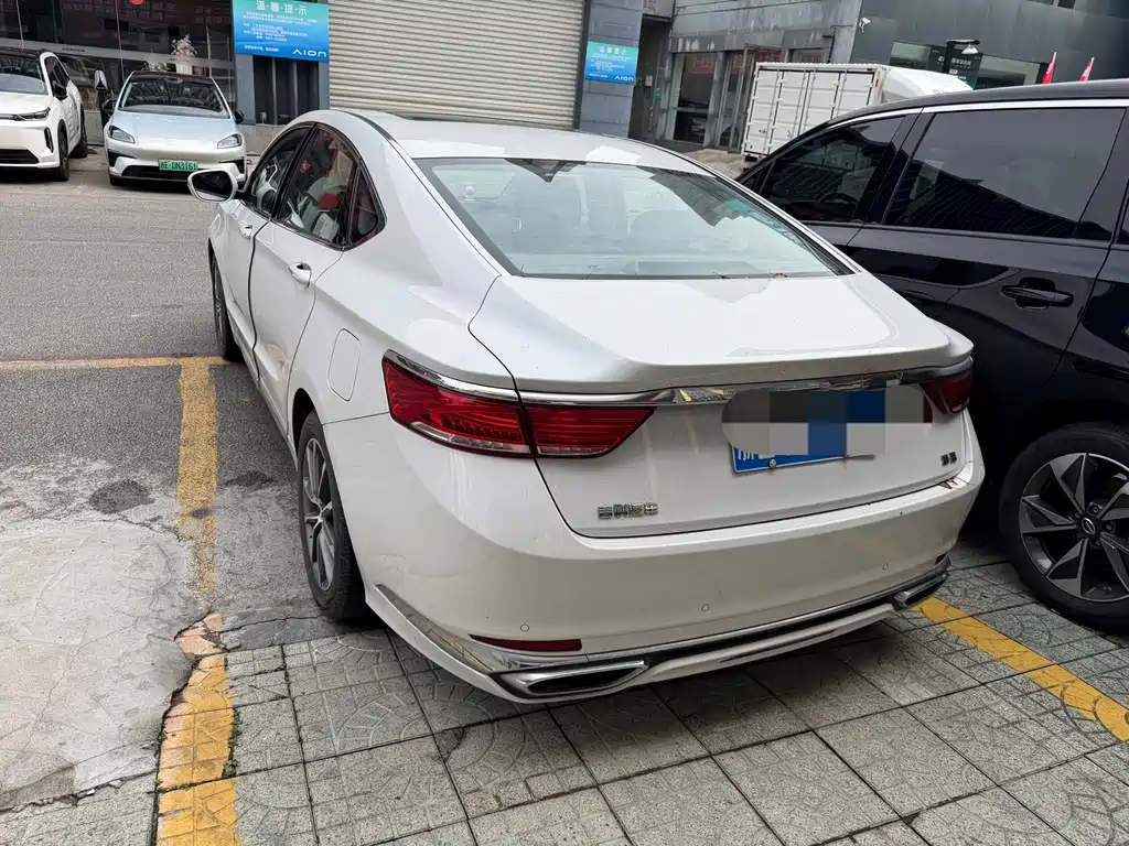 Geely Borui — фото 6