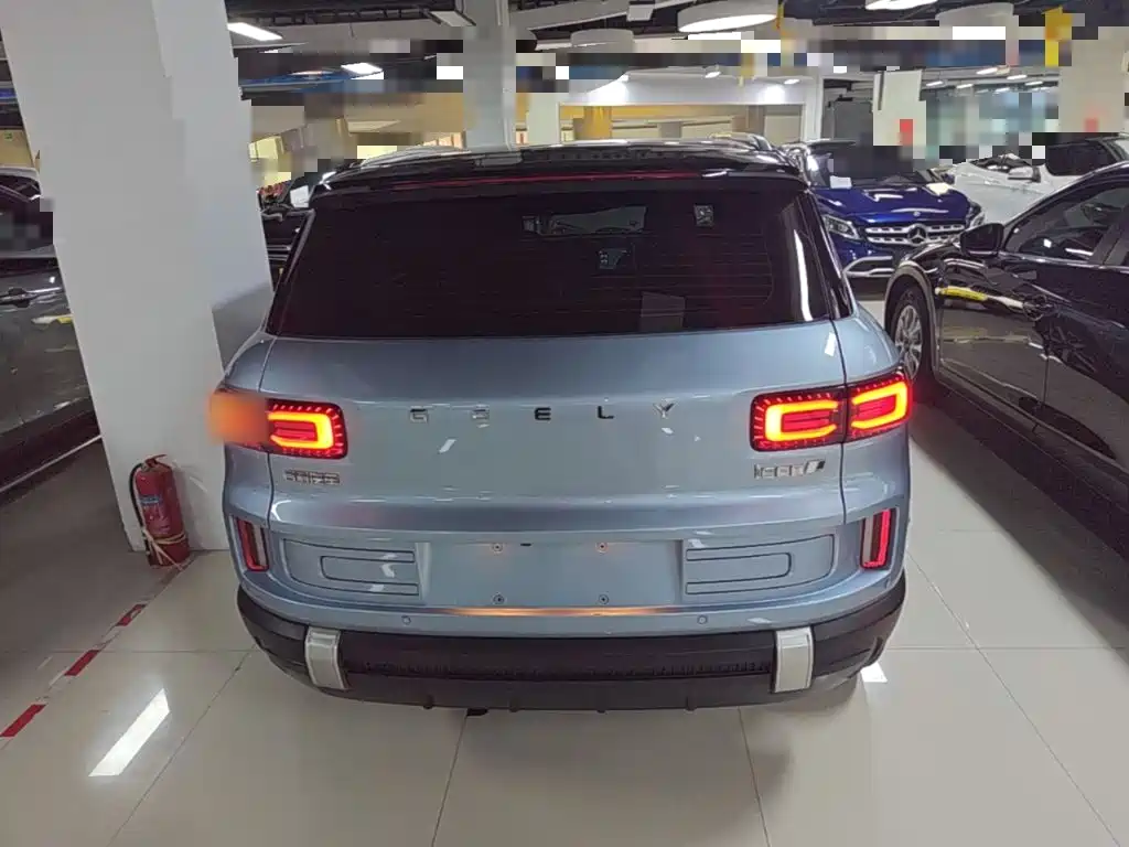 Geely Icon — фото 6