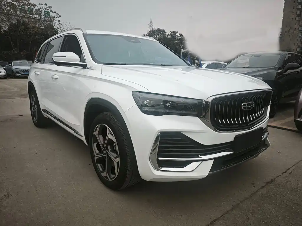 Geely Xingyue L — фото 3