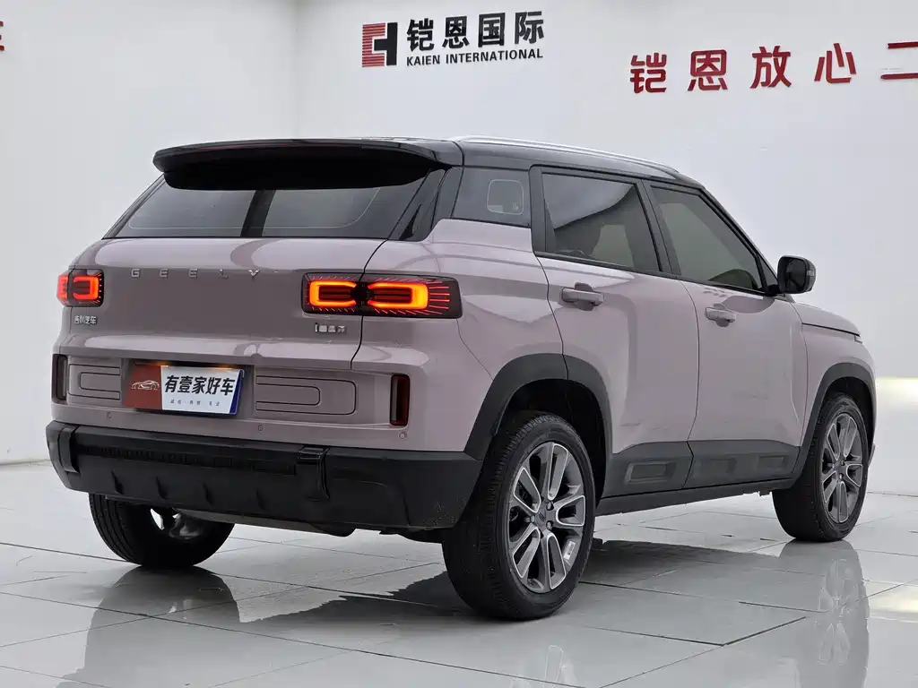 Geely Icon — фото 4