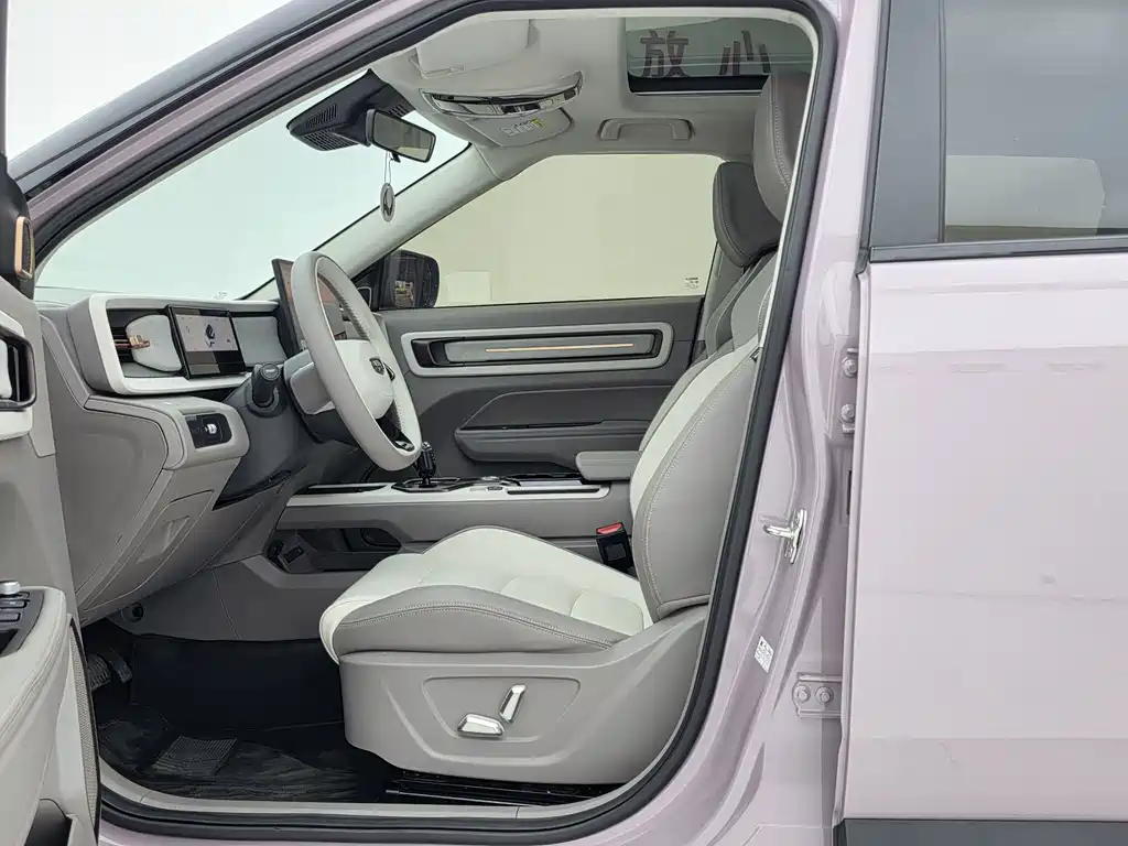 Geely Icon — фото 7