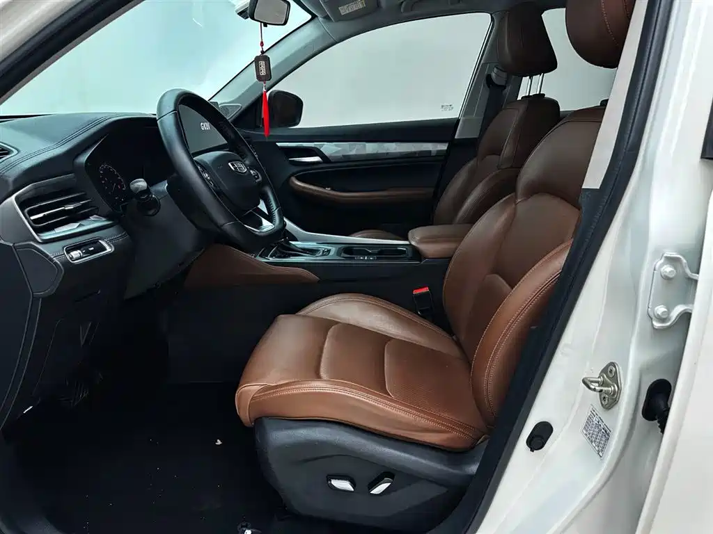 Geely Vision X6 — фото 10
