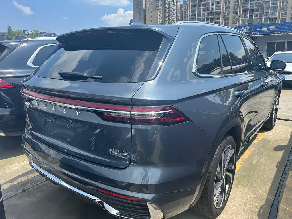 Geely Xingyue L — фото 15