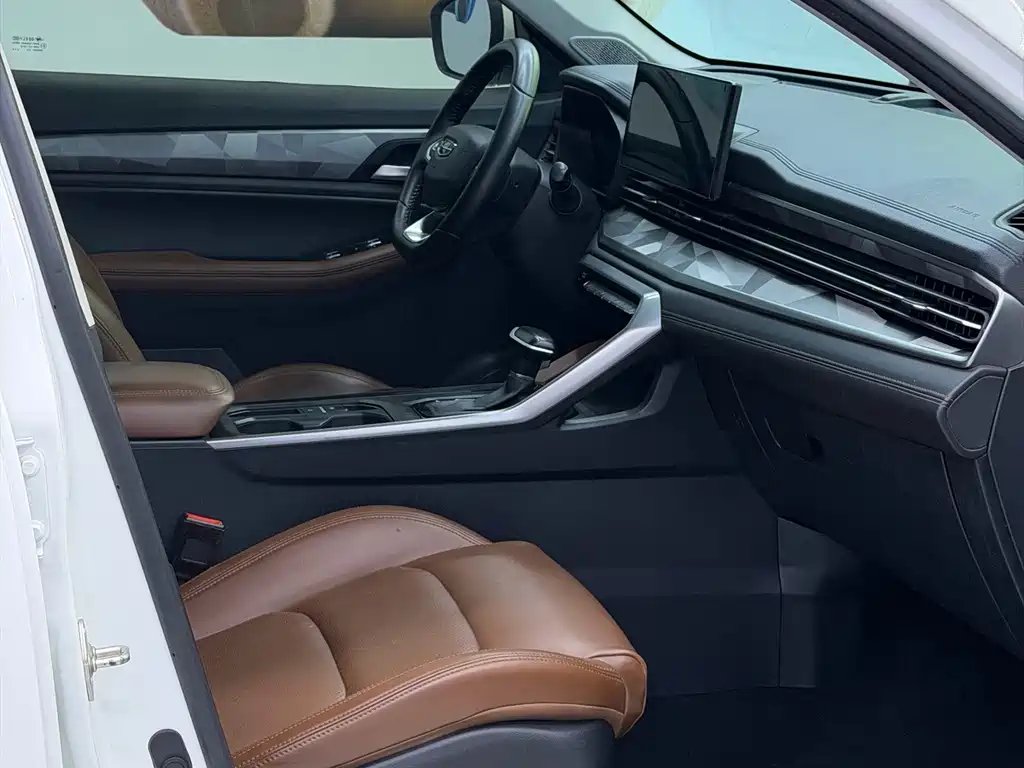Geely Vision X6 — фото 15