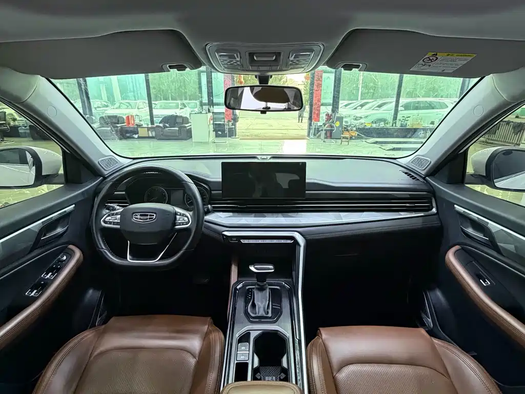 Geely Vision X6 — фото 17