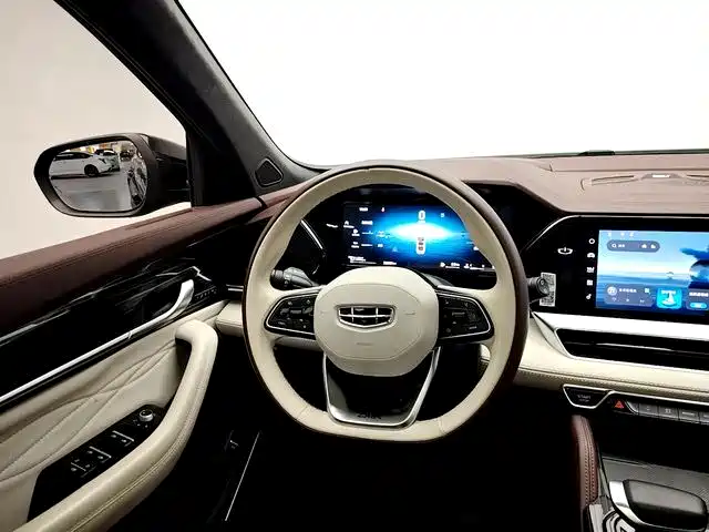 Geely Xingyue L — фото 11