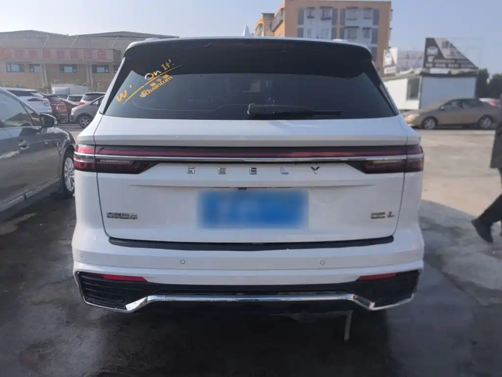 Geely Xingyue L — фото 4