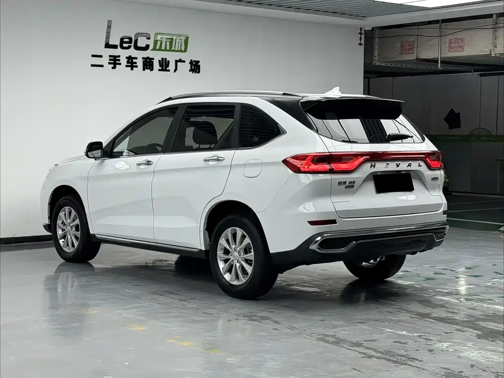 Haval M6 — фото 6