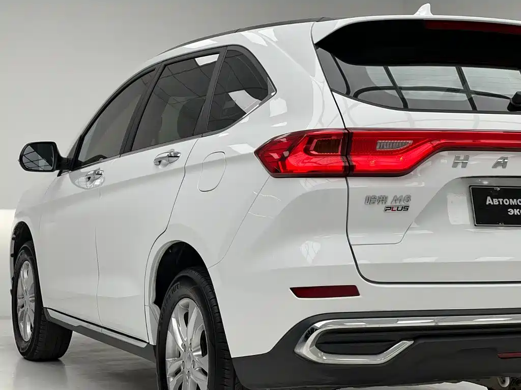 Haval M6 — фото 11
