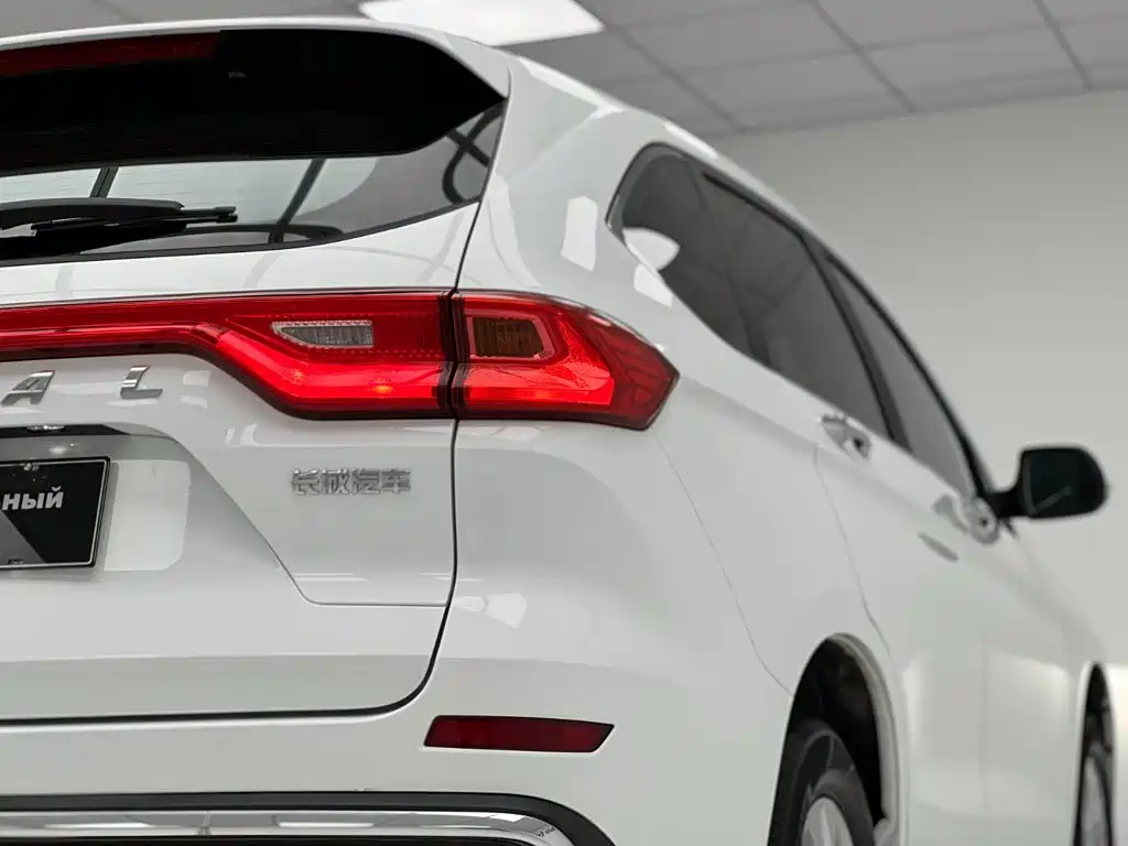Haval M6 — фото 13