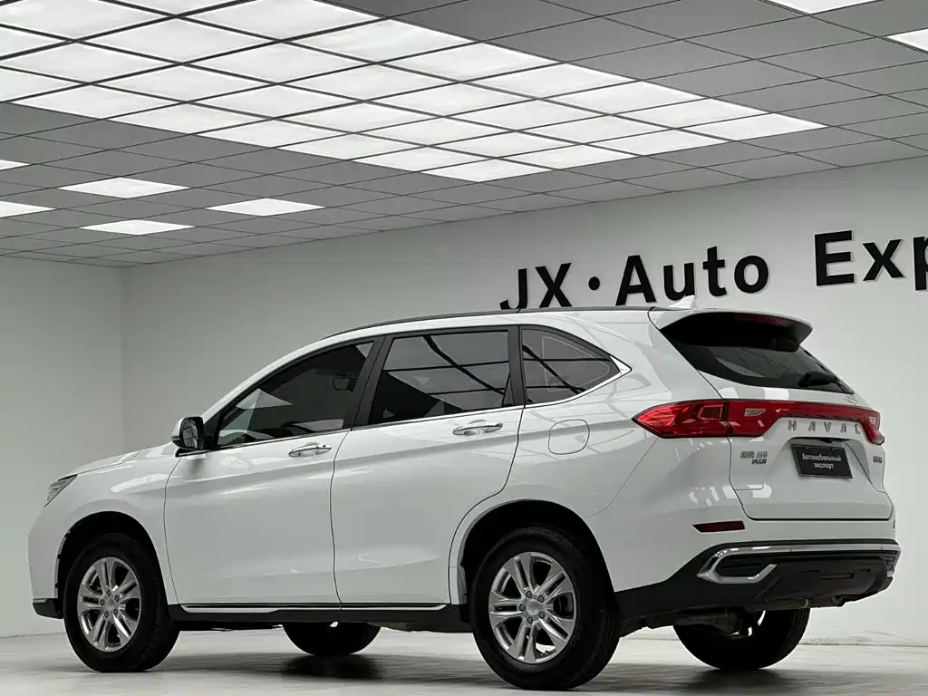 Haval M6 — фото 10