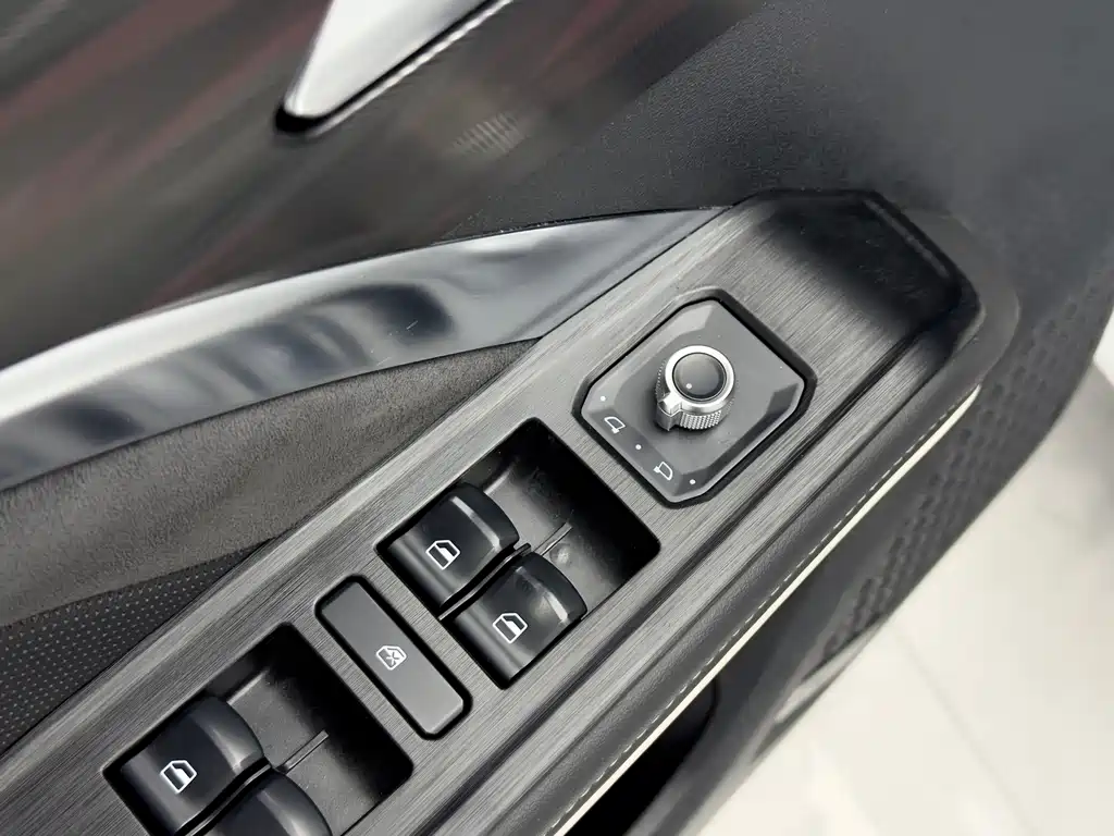 Haval H6 — фото 9