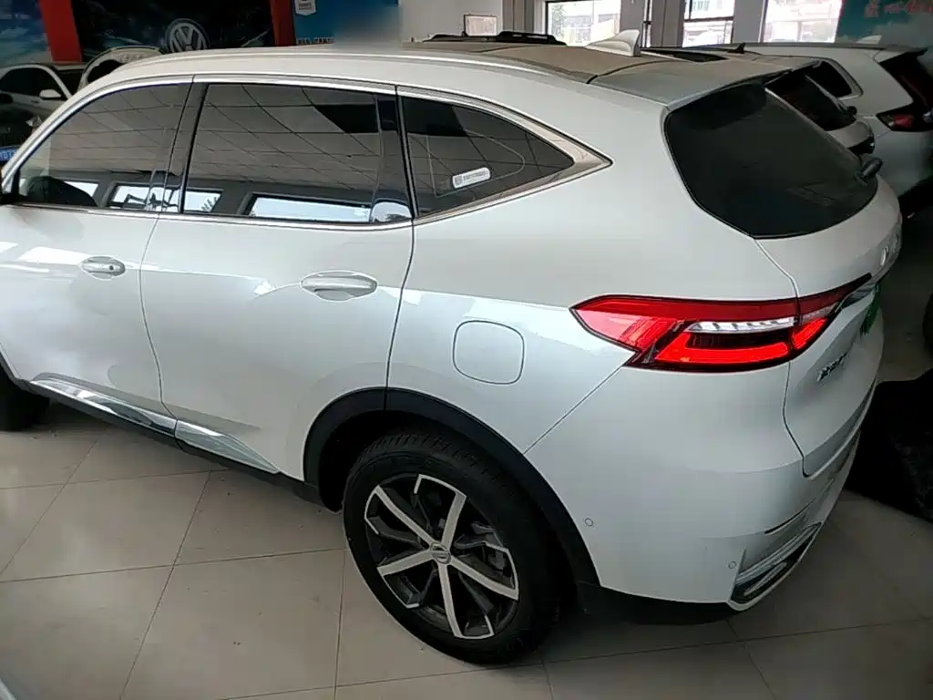 Haval F7 — фото 5