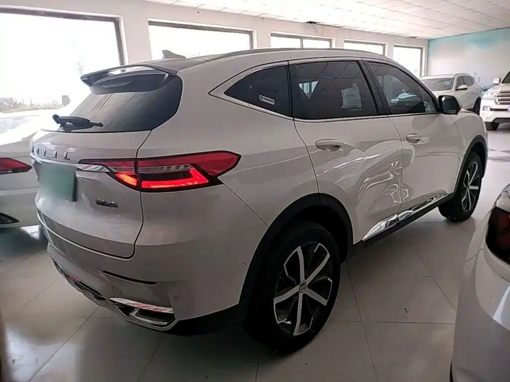 Haval F7 — фото 7