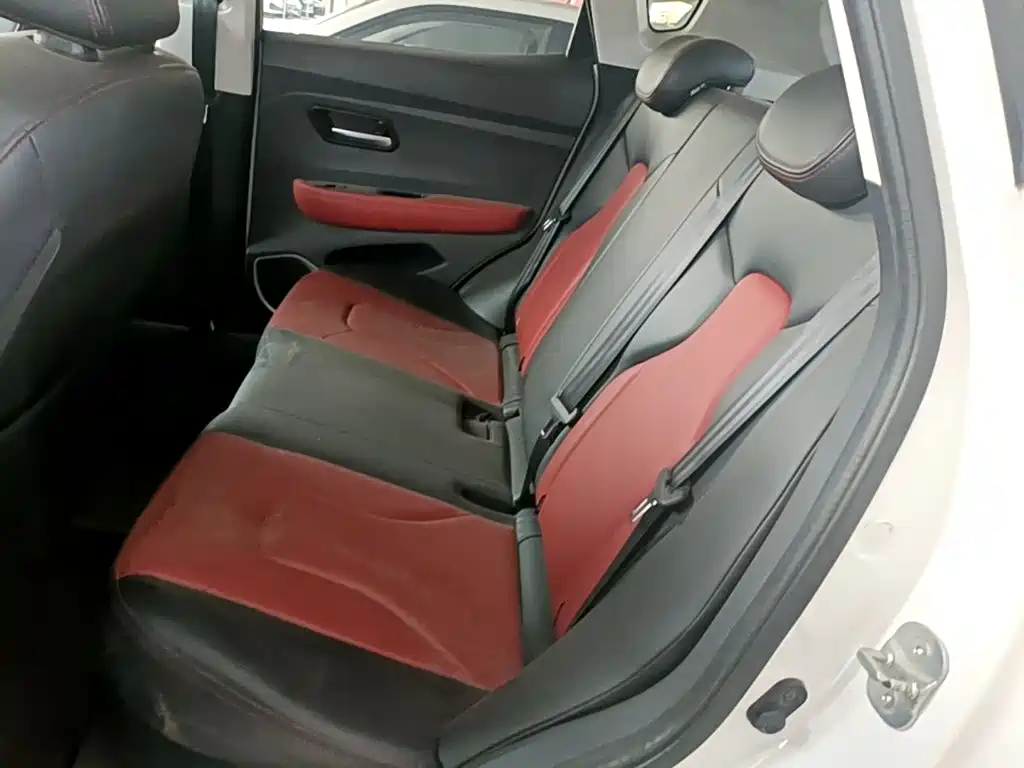 Haval H2s — фото 17