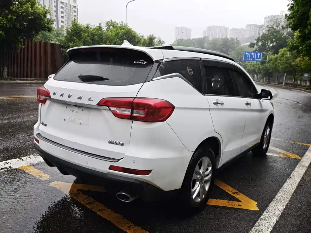 Haval M6 — фото 6