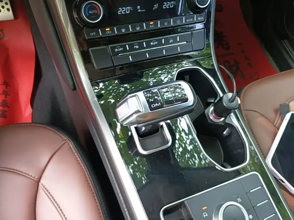 Haval H8 — фото 14