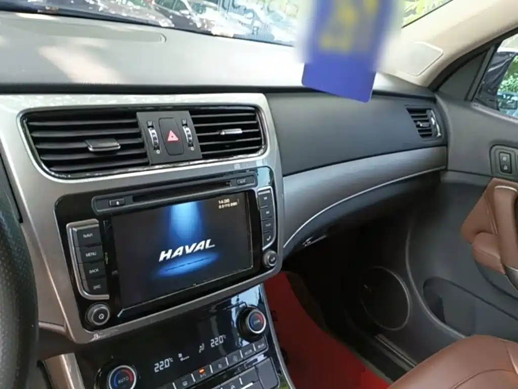Haval H8 — фото 10