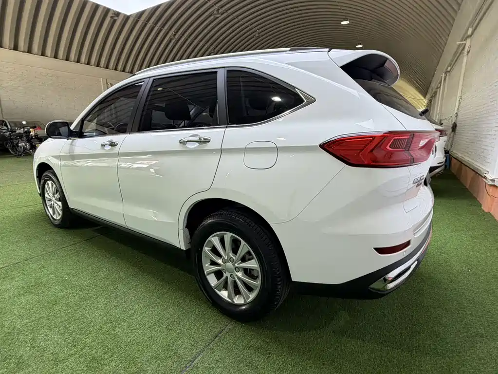Haval M6 — фото 6
