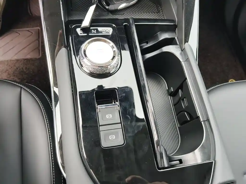 Haval H6 — фото 14