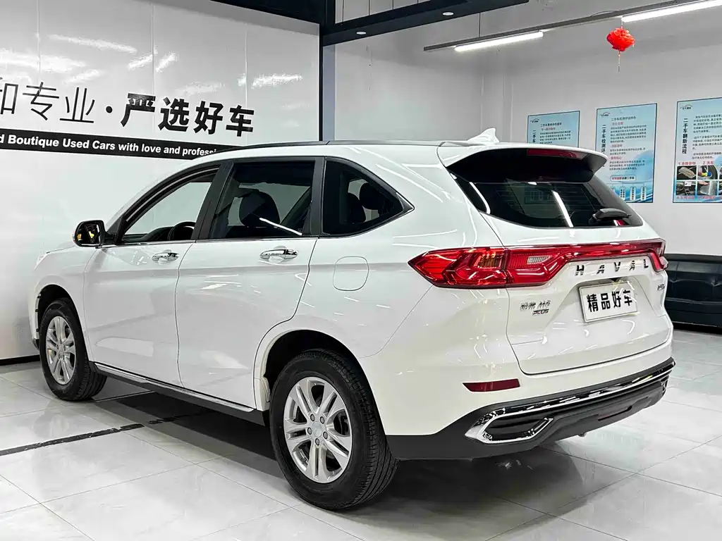 Haval M6 — фото 5