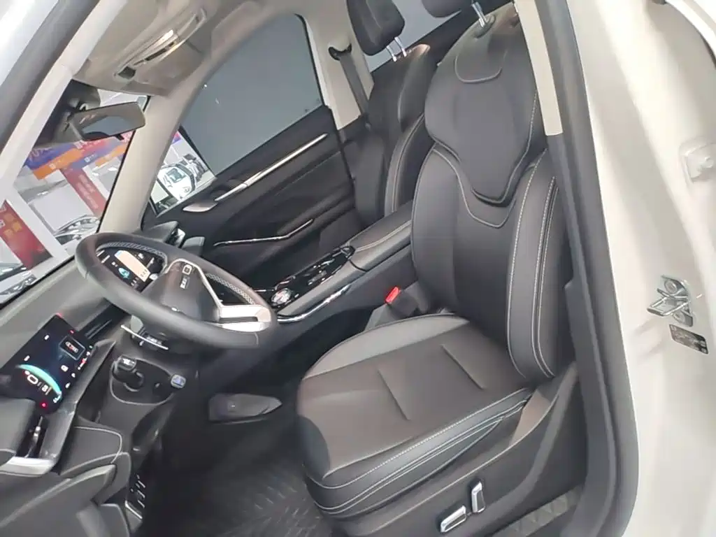 Haval H6 — фото 15