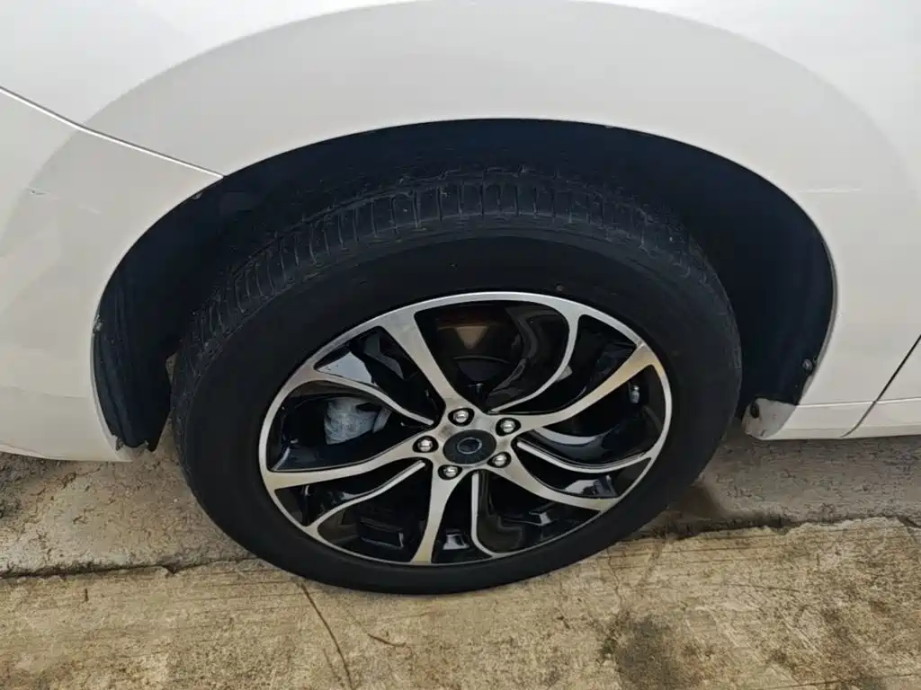 Haval H6 Coupe — фото 23