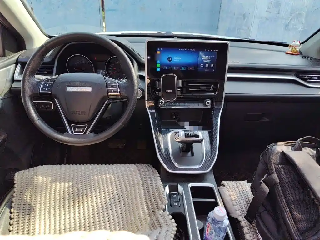 Haval M6 — фото 5