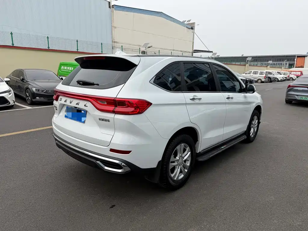 Haval M6 — фото 17