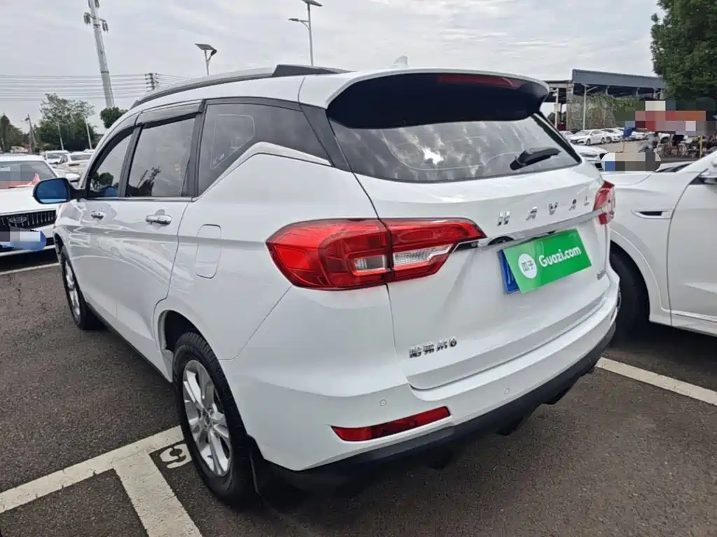 Haval M6 — фото 5